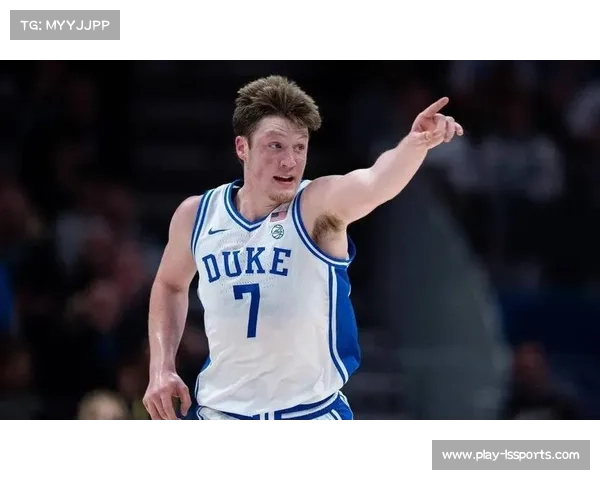 黄蜂克努佩尔三分效率历史第一新秀,杜克背景 黄蜂克努佩尔三分效率历史第一新秀,杜克背景